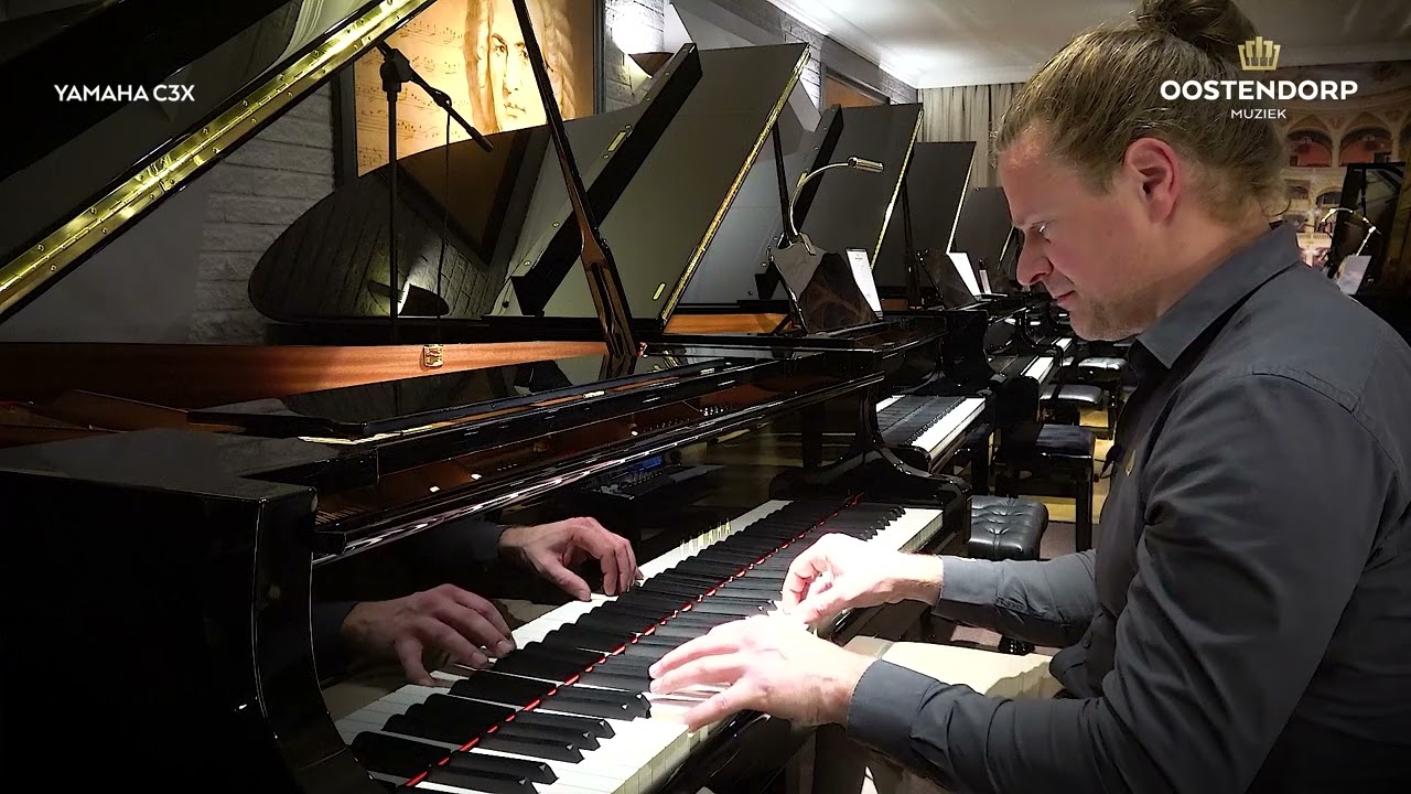 The Grand Piano's | Yamaha C3X