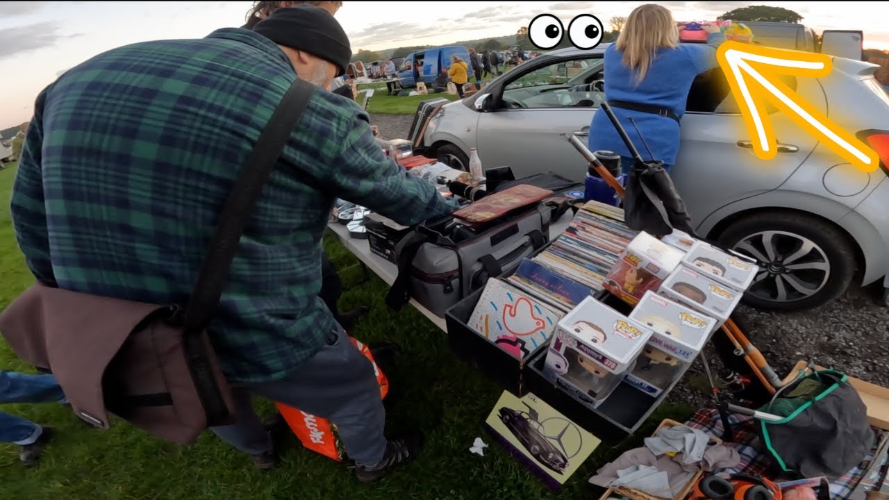 СОБИРАЕМ ЗИМНИЕ ЗАПАСЫ НА РАСПРОДАЖЕ АВТОМОБИЛЕЙ #carbootsale