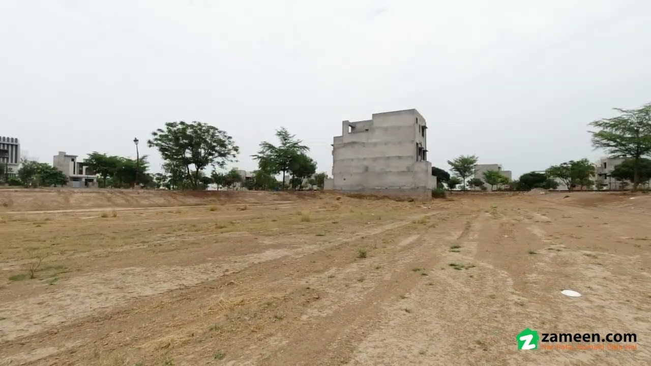 7 MARLA RESIDENTIAL PLOT FOR SALE IN  LAKE CITY RAIWIND ROAD LAHORE