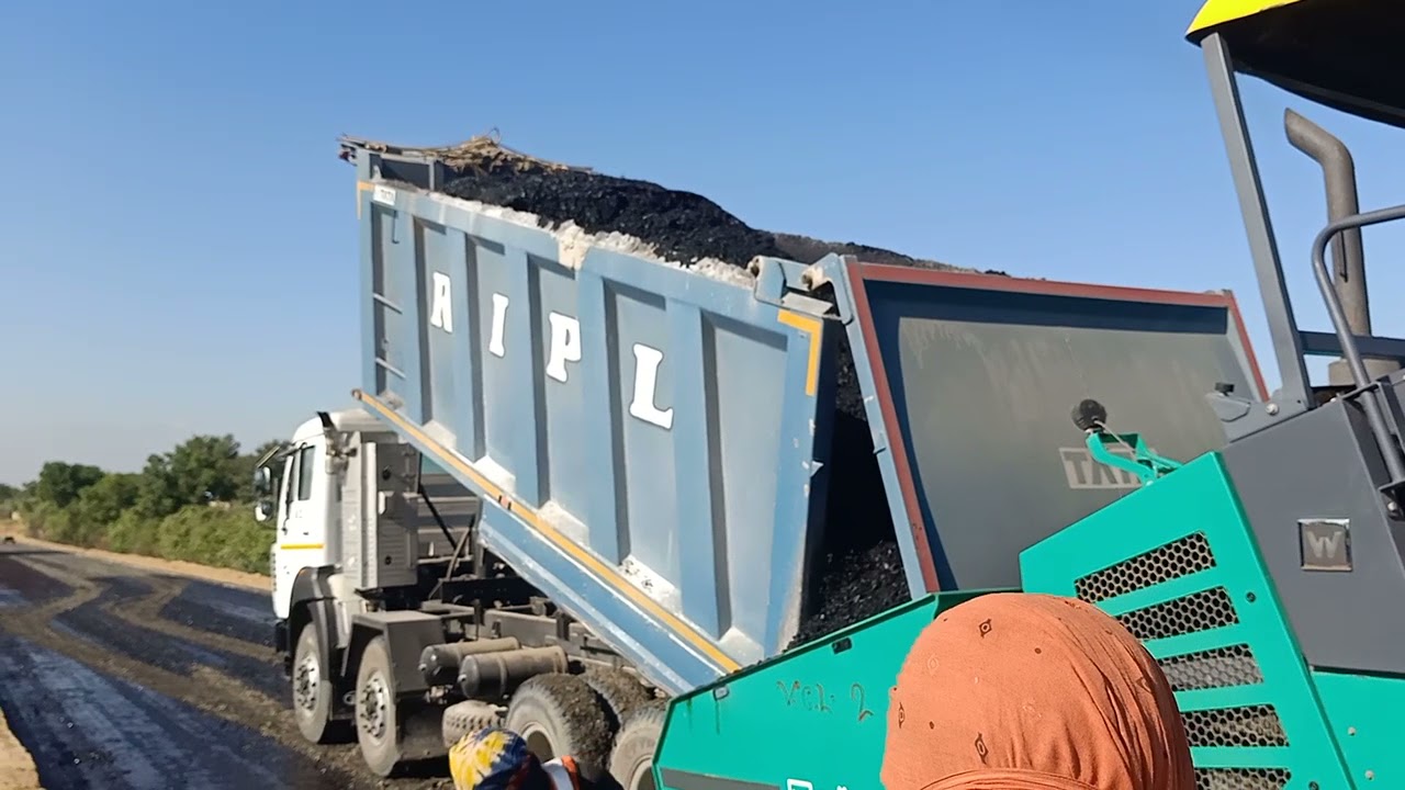 Super 1400 Vogele operating