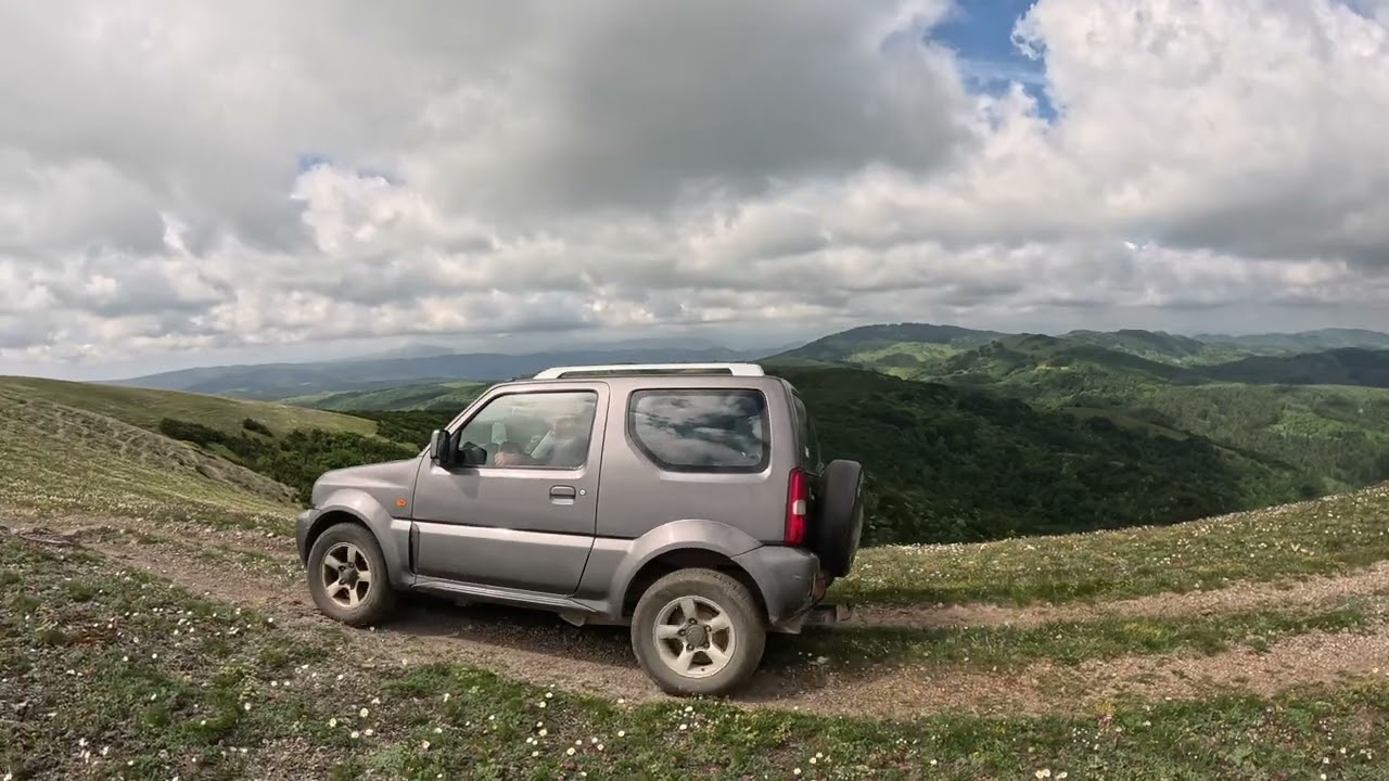 Sur les sommets de Mielobre  (Bouisse dans les Hautes Corbières) 4K HDR    24 Mai 2025