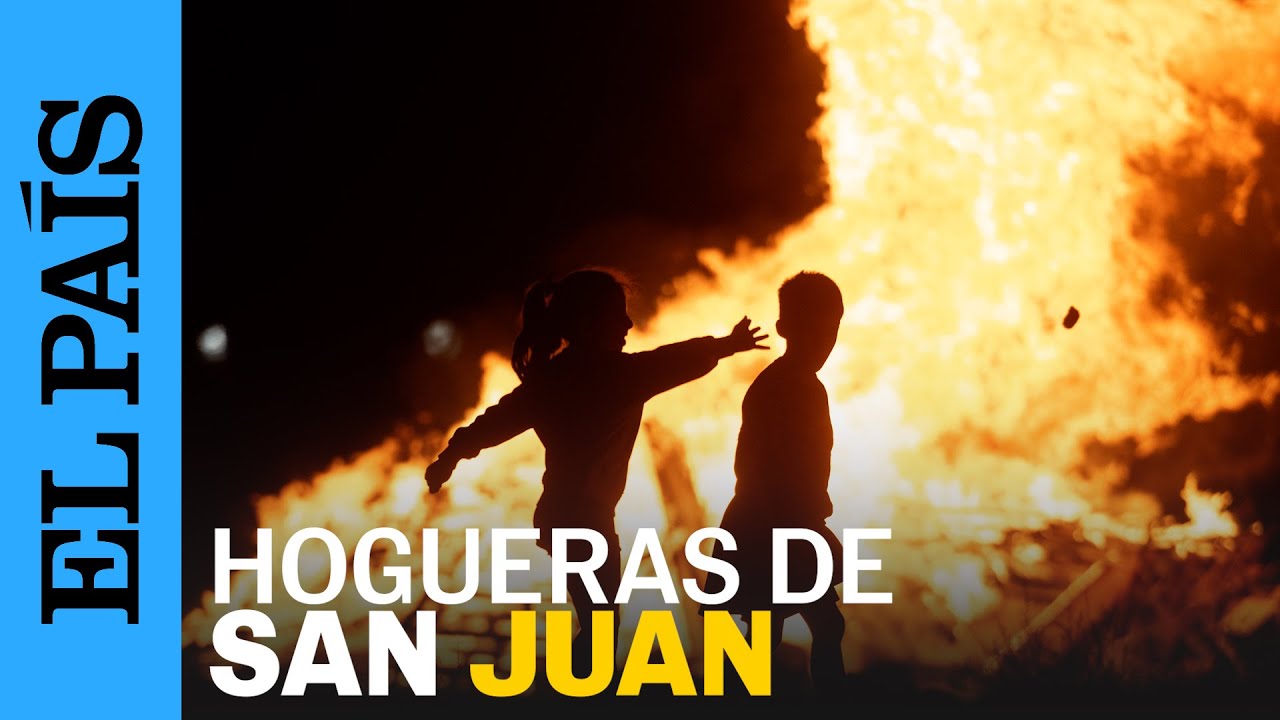 Imágenes de las hogueras de la noche de San Juan en varias ciudades de España | EL PAÍS