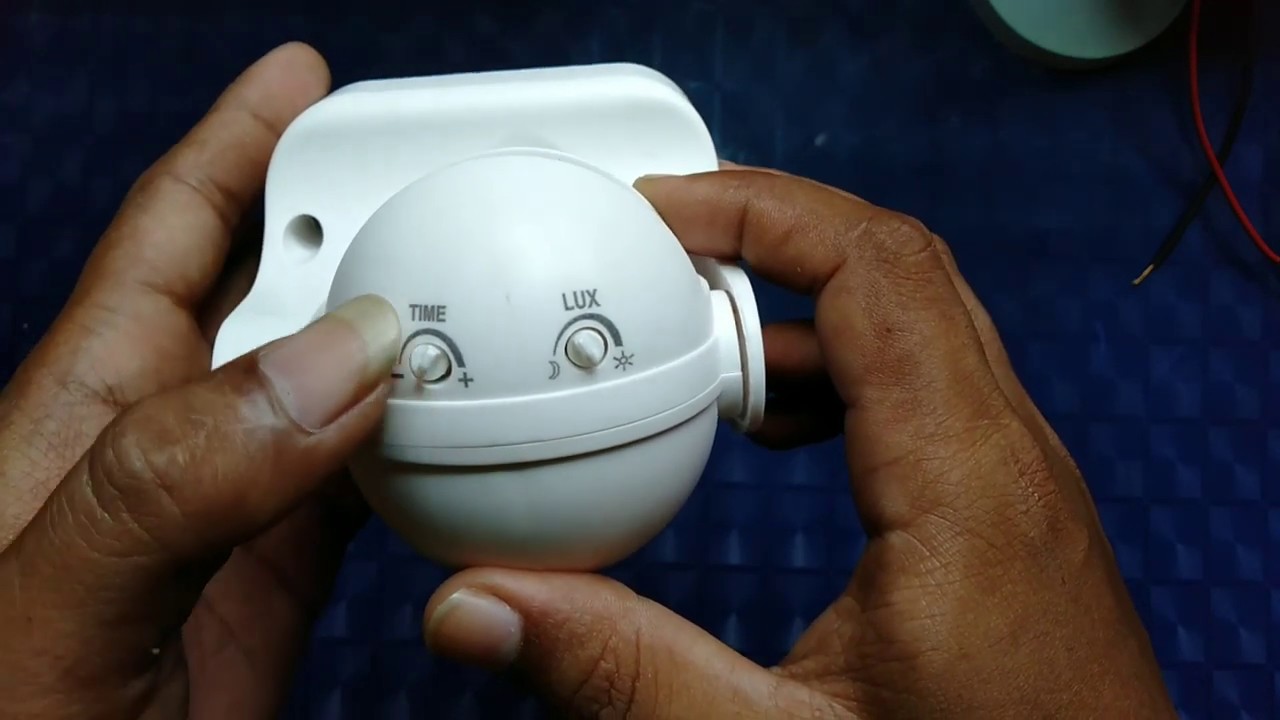 merangkai sensor gerak 220-240 Volt