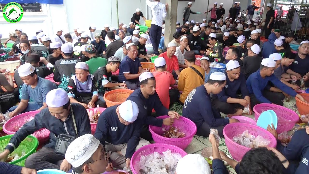 Pendinginanan dan pembukusan daging di Dapur Taufik , Haul ke 20 Abah Guru Sekumpul.  05- 01- 2025