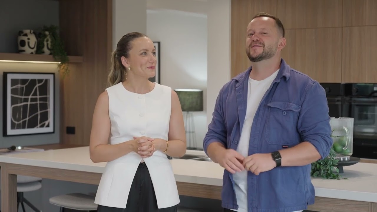 Building with Metricon Queensland? Watch this tour of the Amira with Walt Collins