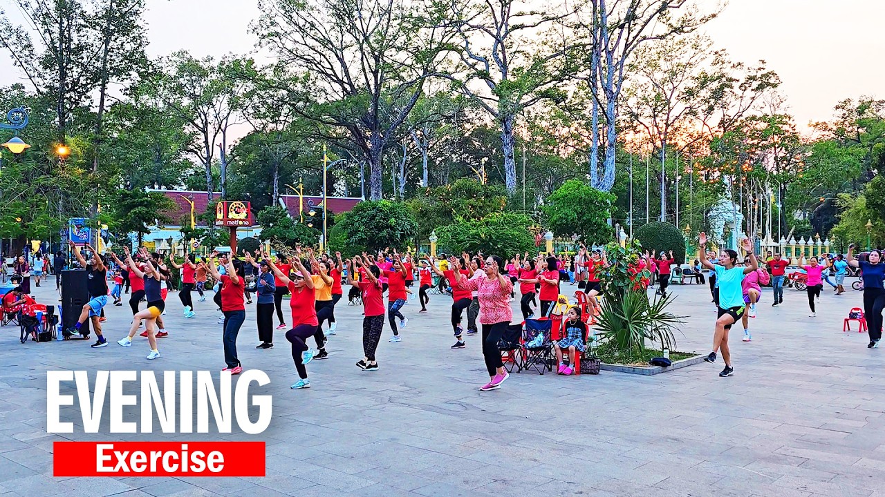 How Locals Stay Active in Cambodia 🇰🇭  Siem Reap Evening Exercise Area
