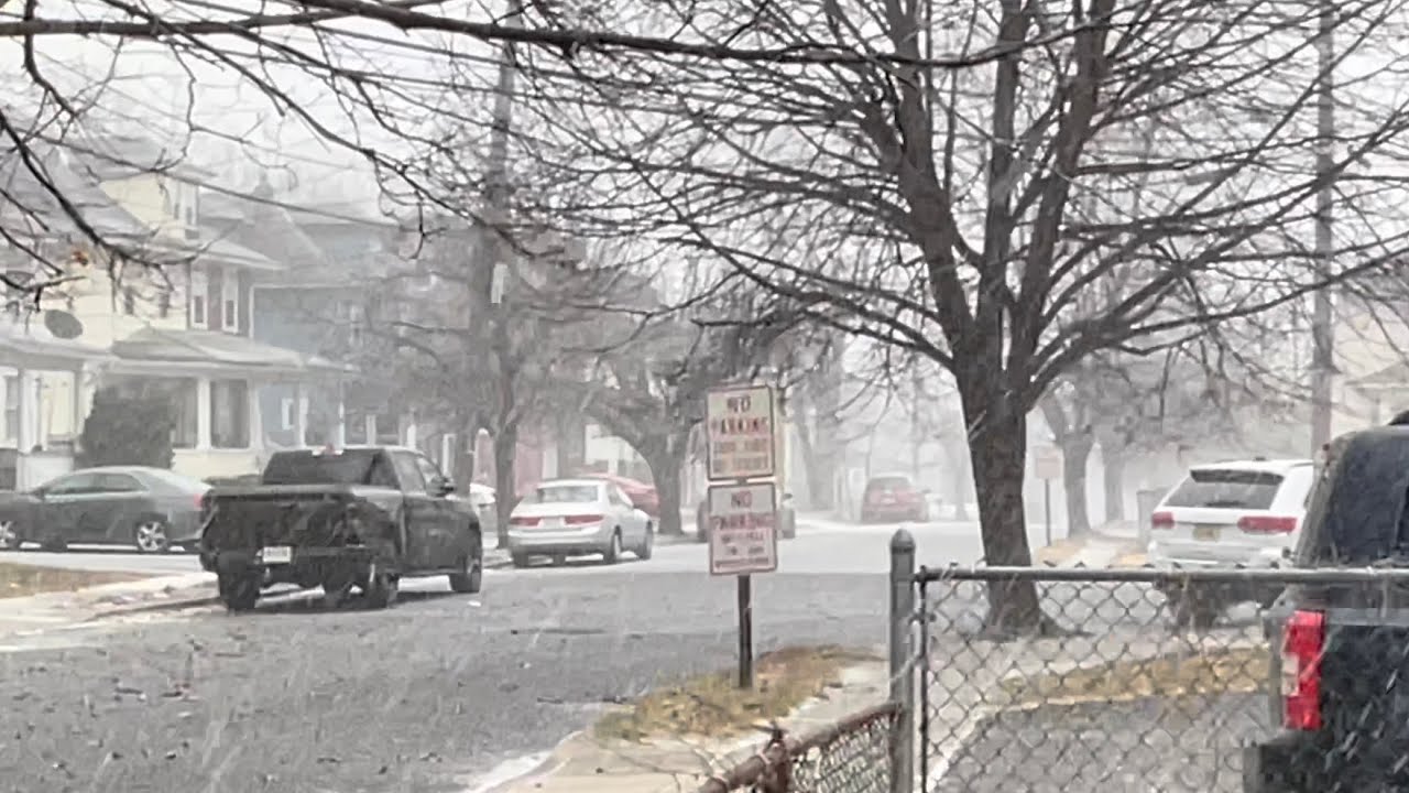 STRONG SNOW SQUALL HITS CHERRY HILL NEW JERSEY 1/20/21