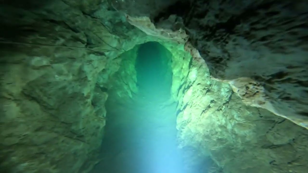 A Derbyshire Mine - UK Mine Diving