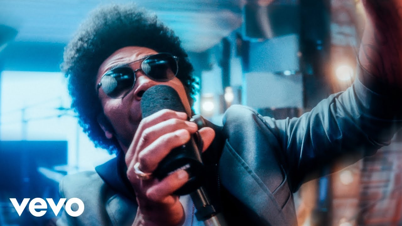 Thalles Roberto - Poderoso (Clipe Oficial)
