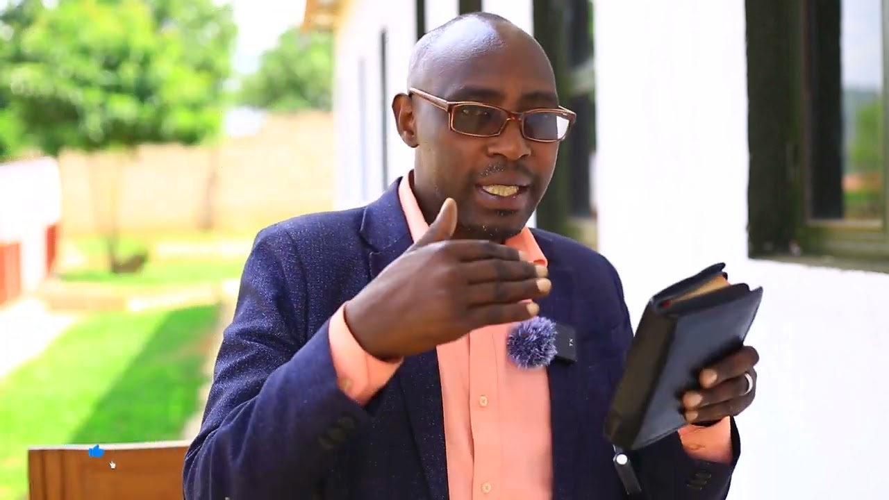 Ev:aimable ati ese urabizi ko uwiteka aguhozaho amaso 
