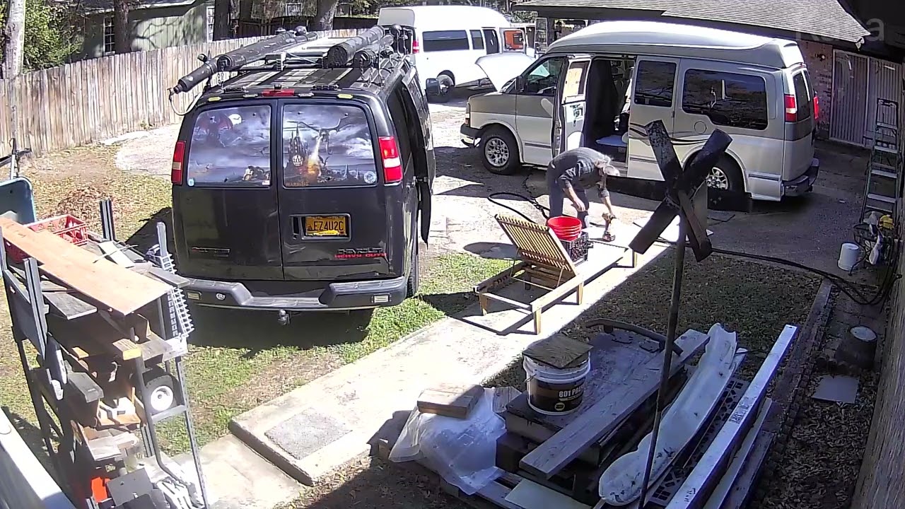 Van build minor accidents ￼