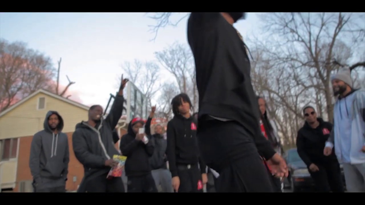 Eyes NoPlayPlay - Cross The Tracks (Official Music Video)