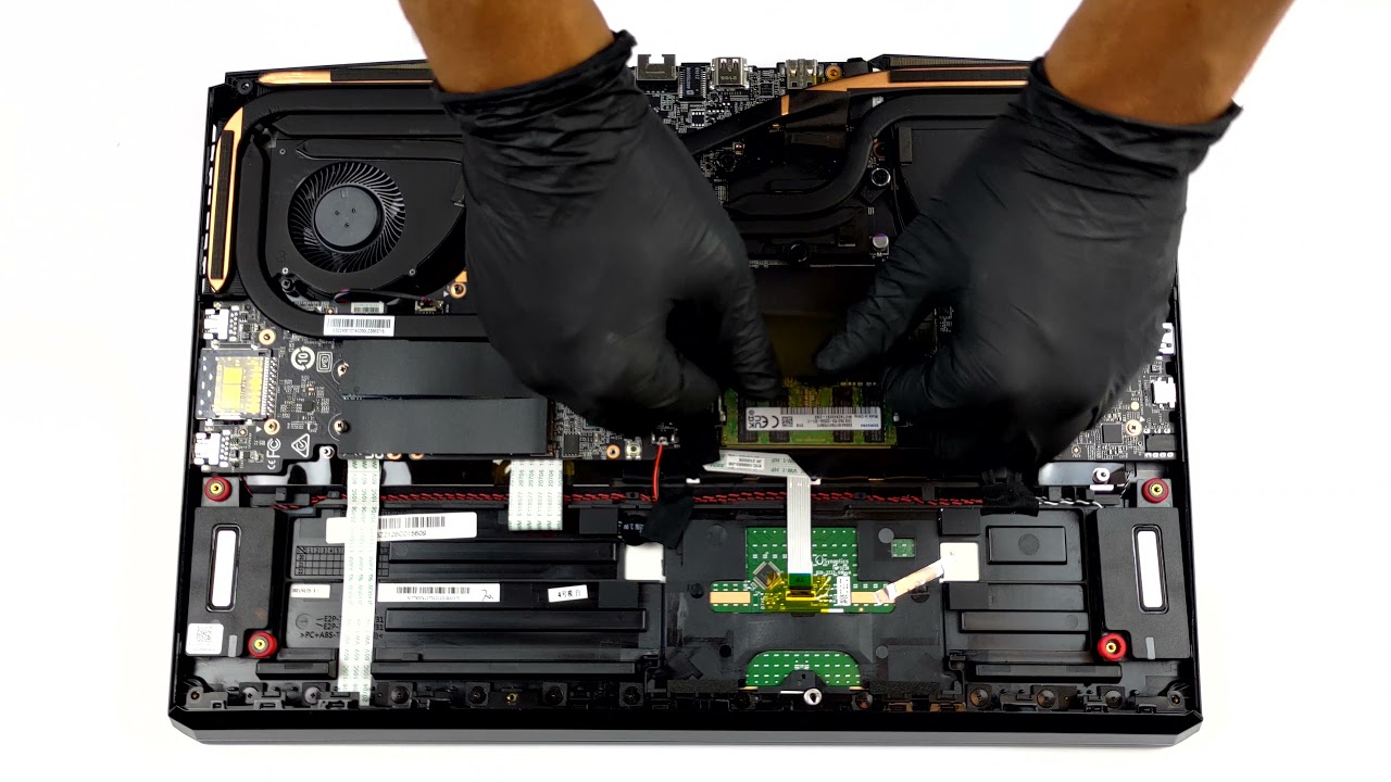 🛠️ MSI GE76 Raider (2021) (RTX 3080 165W) - disassembly and upgrade options