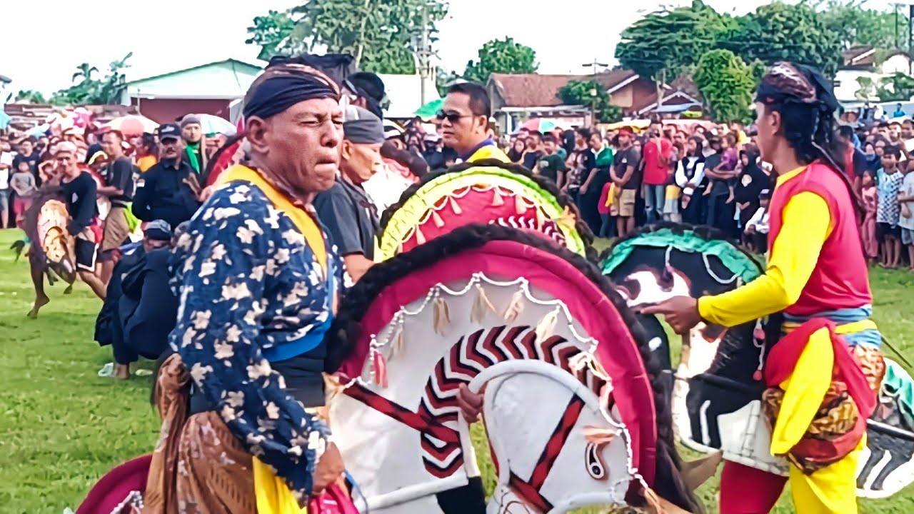 janturan pamungkas ❗ ebeg paguyuban pakkem || di kembaran - Banyumas