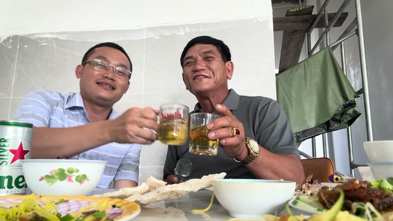 Kara sum vầy mùng 3 Tết Bính Ngọ