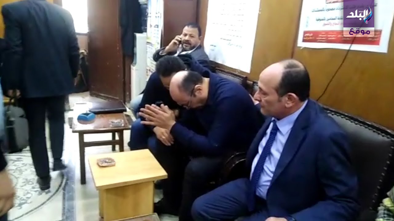انهيار والد محمود البنا بعد الحكم بالسجن على راجح وشركاؤه
