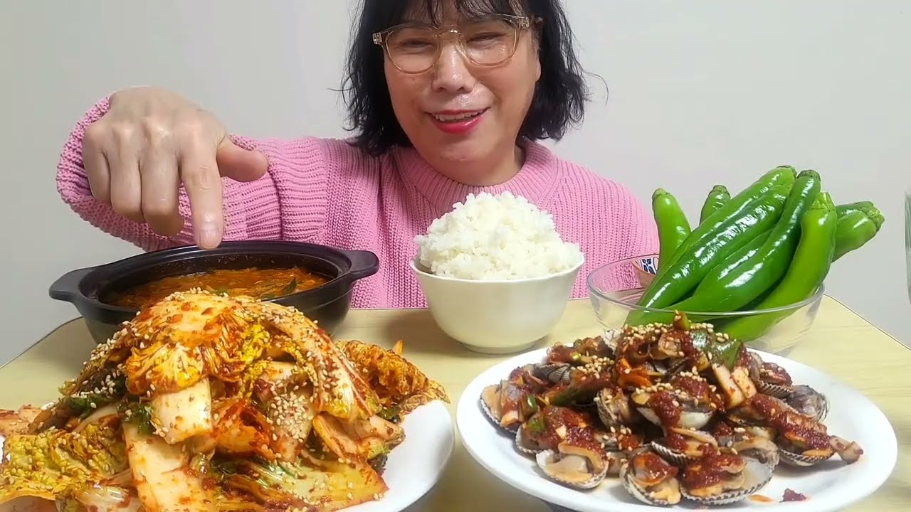 봄동겉절이 꼬막무침 아삭이고추 [집밥먹방]🌶🥬🥘