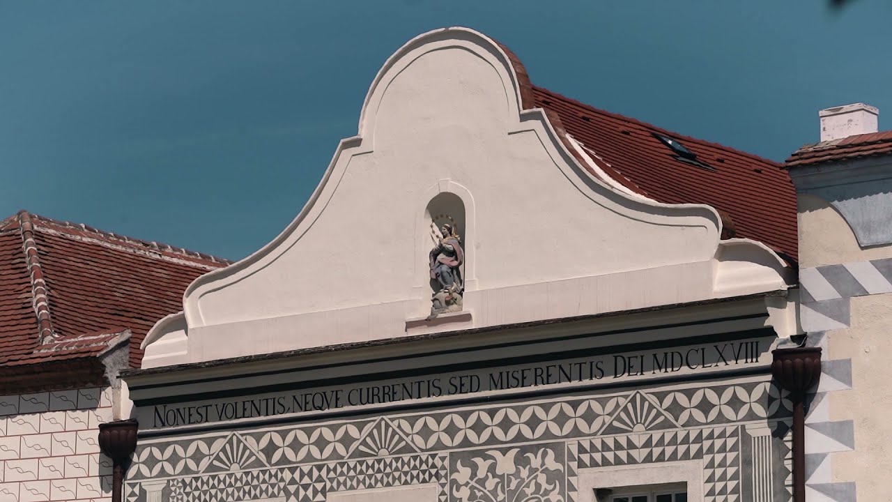 A Sgraffitós-ház története