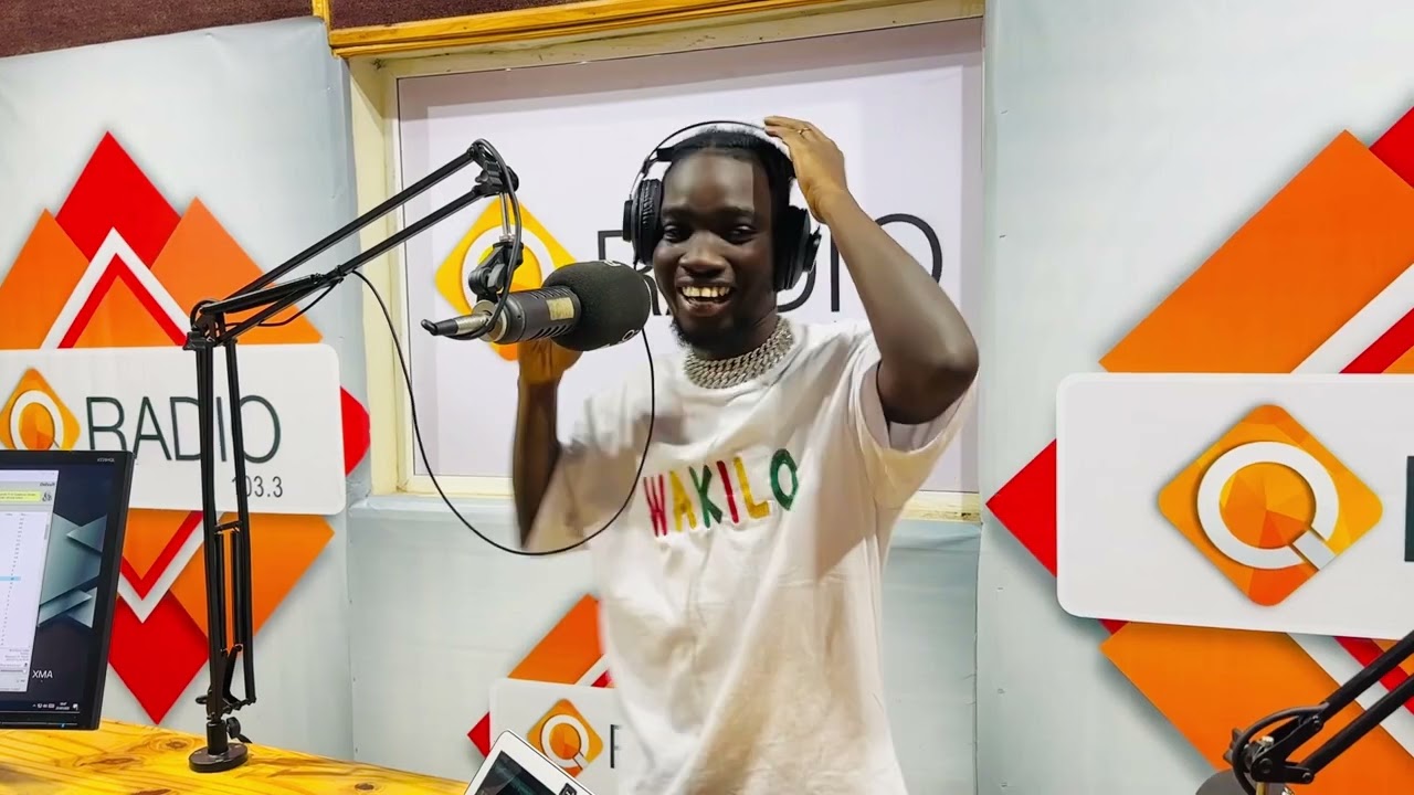 COKE BOY LIVE IN THE FREESTYLE SESSION QRADIO WITH DJ COUNTRYMAN