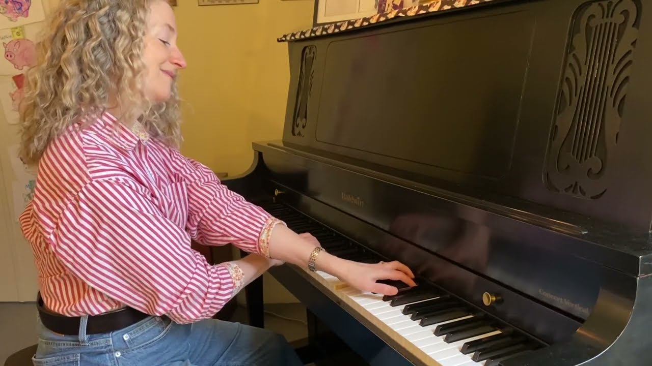 Diddle-Um-Pum-Pum / Flohwalzer / The Flea Waltz / Traditional [Short]