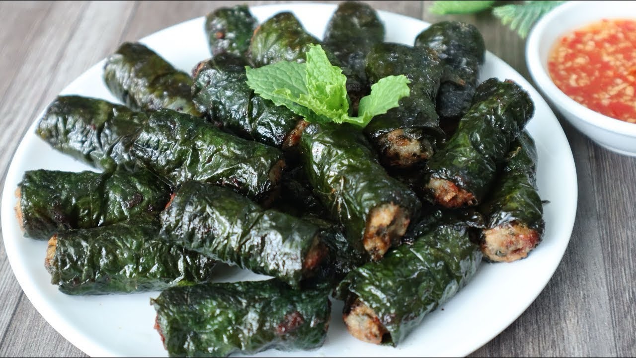 Видеоблог 24 || Вкусные жареные фрикадельки, завернутые в листья бетеля, которыми может насладить...