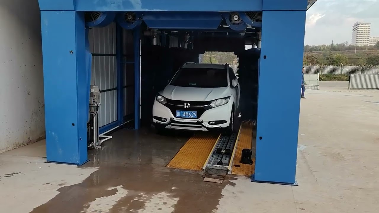 Wash 200+ Cars Daily! 🚀 M-SD0900Q 9-Brush Tunnel Tech – Mattias Car Wash Systems |