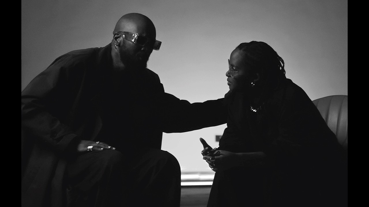 Tontonchris ft Ariel Wayz - Look Around XOXO [Official Video]