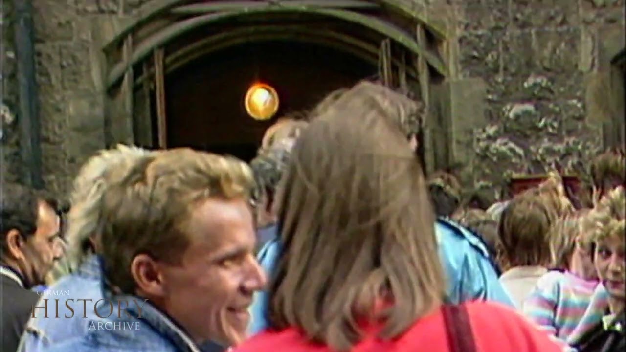 186 #Germany GDR DDR 1989 ▶ Leipzig Revolution (1/4) Nikolai Church Demonstration Protest