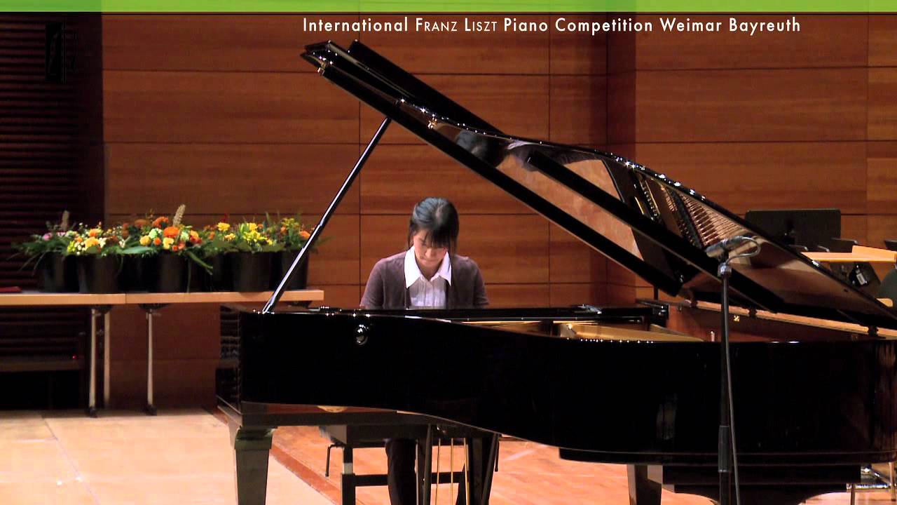 Haydn: Sonata in B Minor | Kho Woon Kim