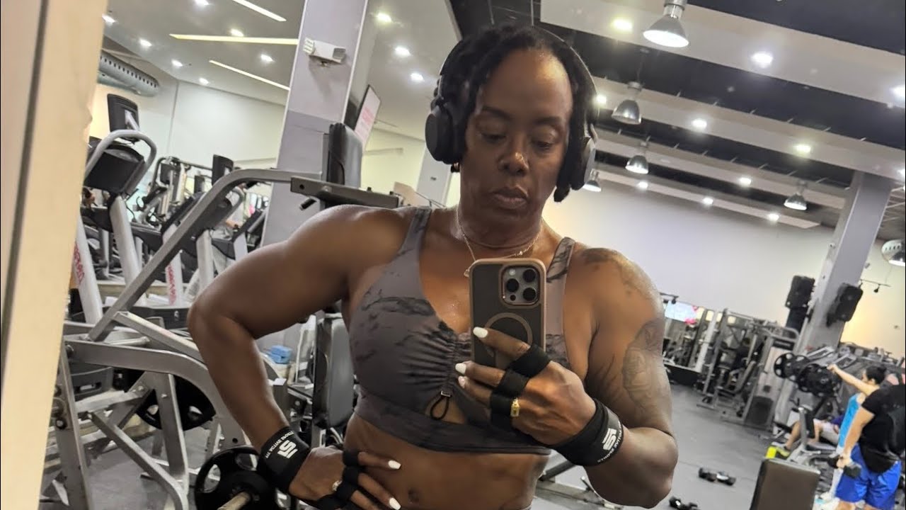 How I Build Stage Shoulders After 50 | Road to Stage 50+