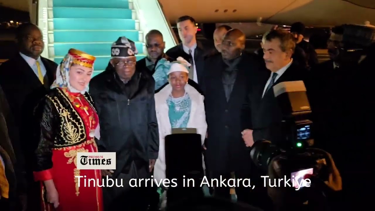 Тинубу прибыл в Анкару, Турция.