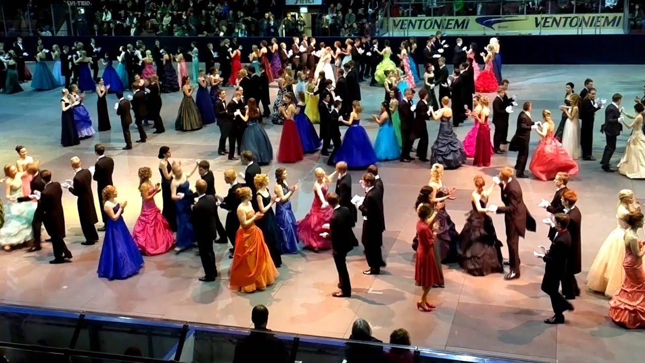 Tikkurilan lukion wanhat 1  2013