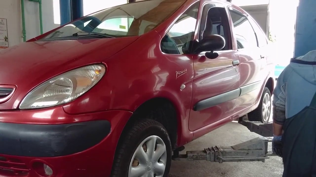 Citroen Xsara Picasso | Brake Discs Replacement (Front)
