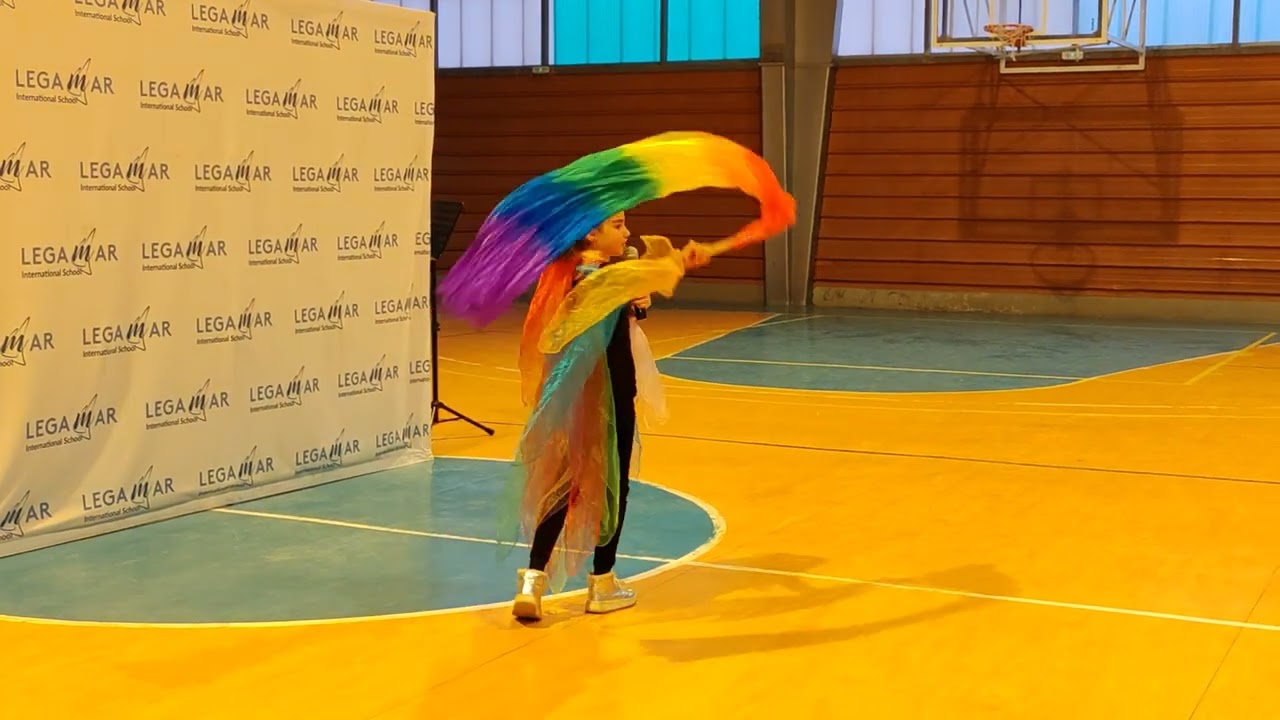 LEGAMAÑANAS SHOW VII - Curso 24/25 - Dua Lipa Medley
