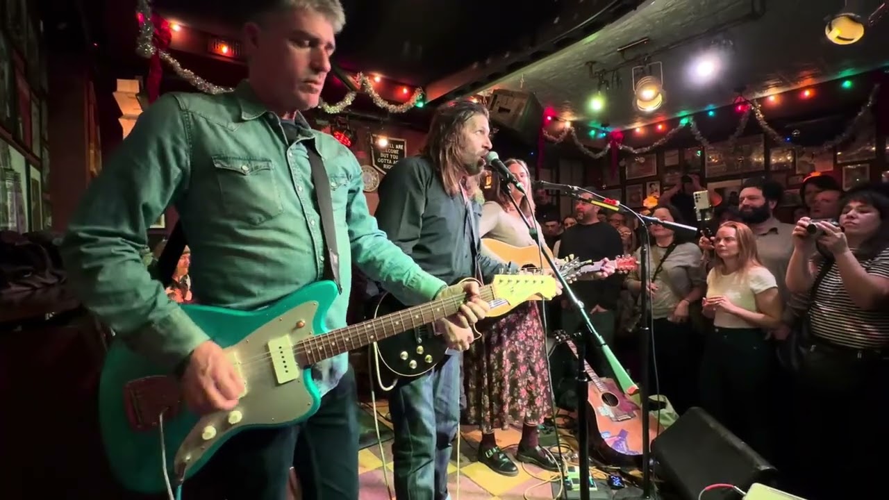 Lemonheads, “Togetherness Is All I’m After” (w/Gang of Four intro), Lucinda’s, NYC, 1/21/2026