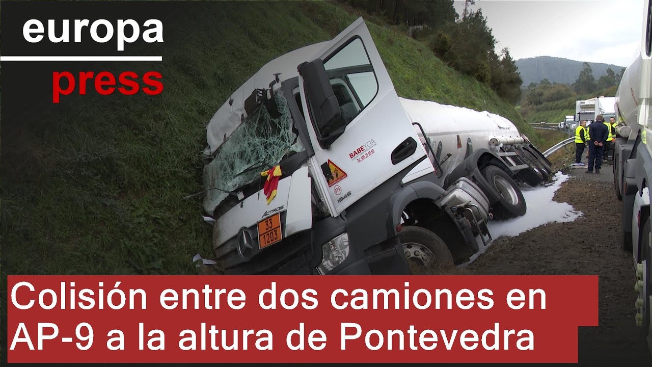 Una colisión entre dos camiones en la AP-9 provoca retenciones a la altura de Pontevedra