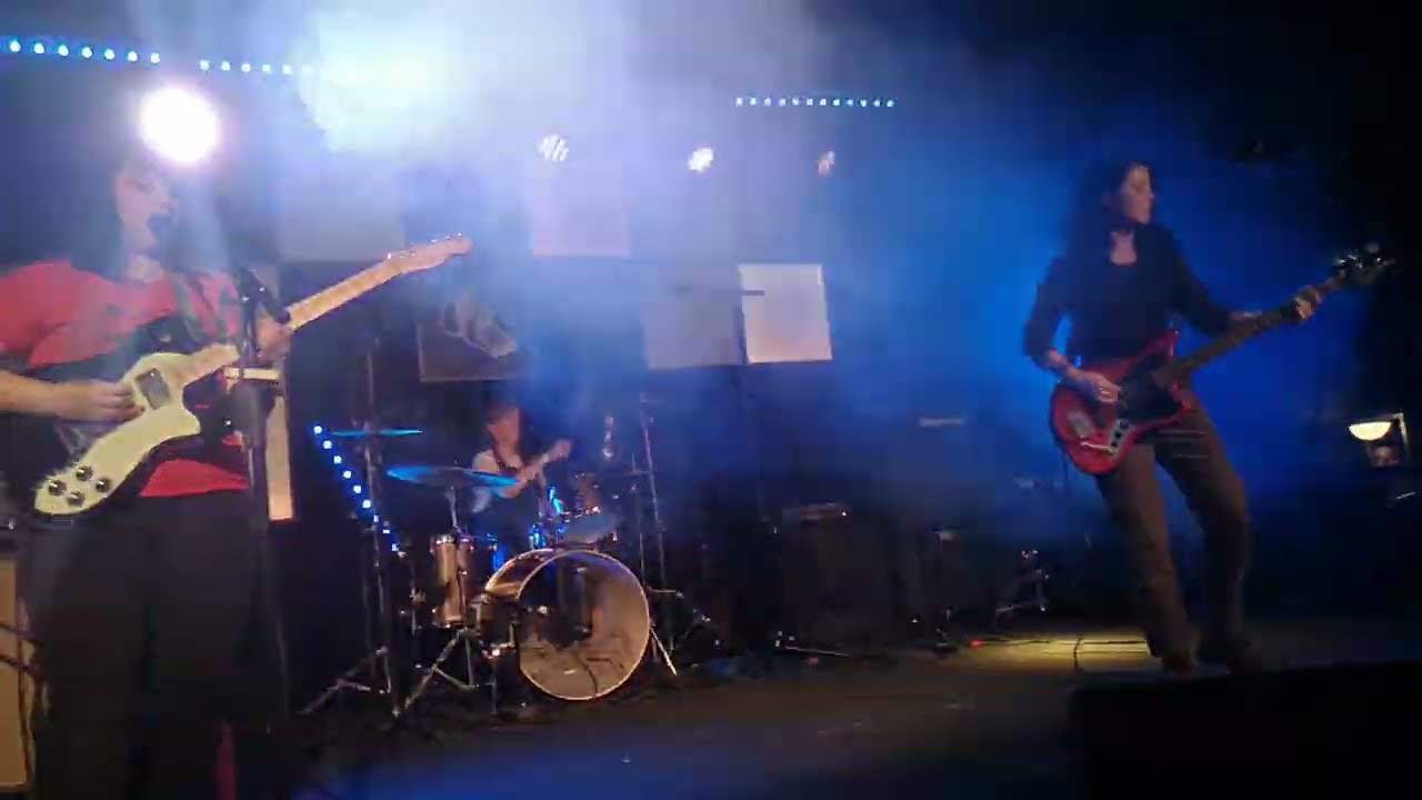 Peaness live @ Future Yard 2nd July 2022
