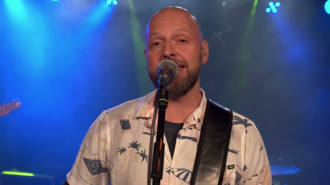Tanztee - Scheißegal live @stagehousetv 