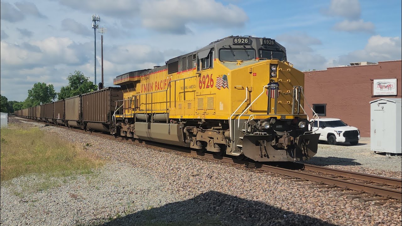 LIVE: ON THE UNION PACIFIC! 