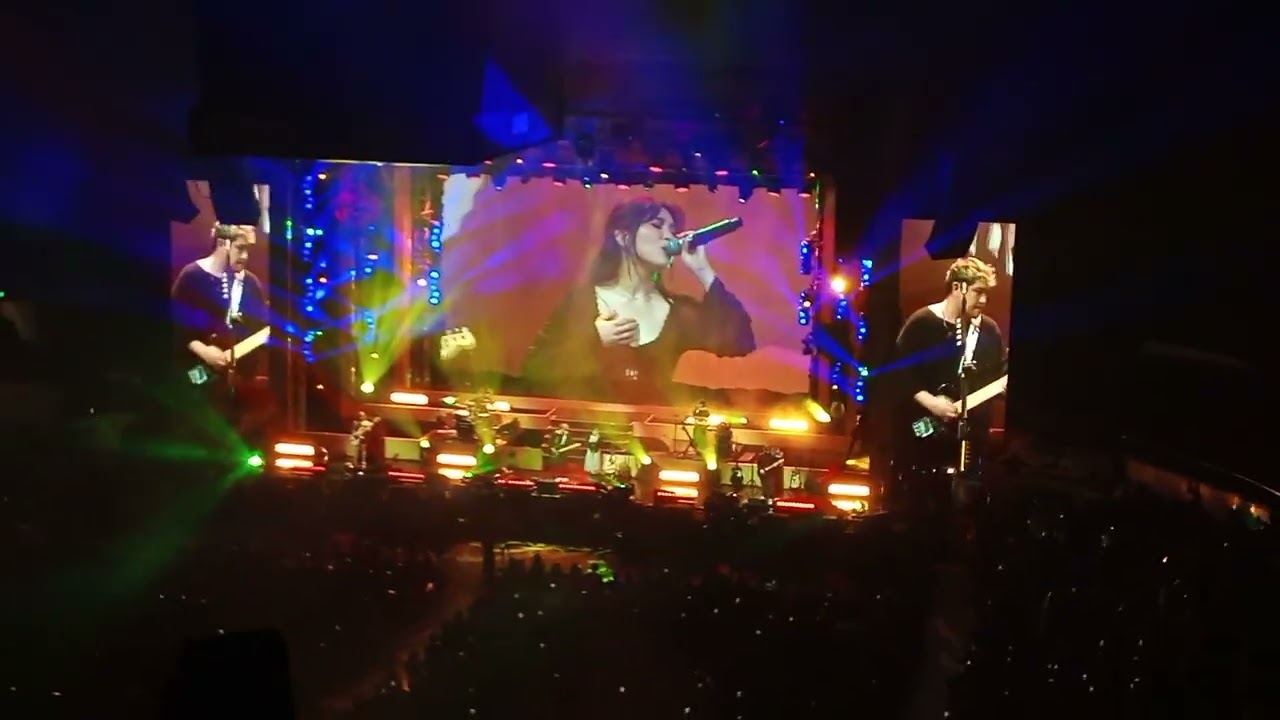 Kung 'Di Rin Lang Ikaw By December Avenue Feat. Moira Dela Torre (Live At Araneta Coliseum 02.14.26)