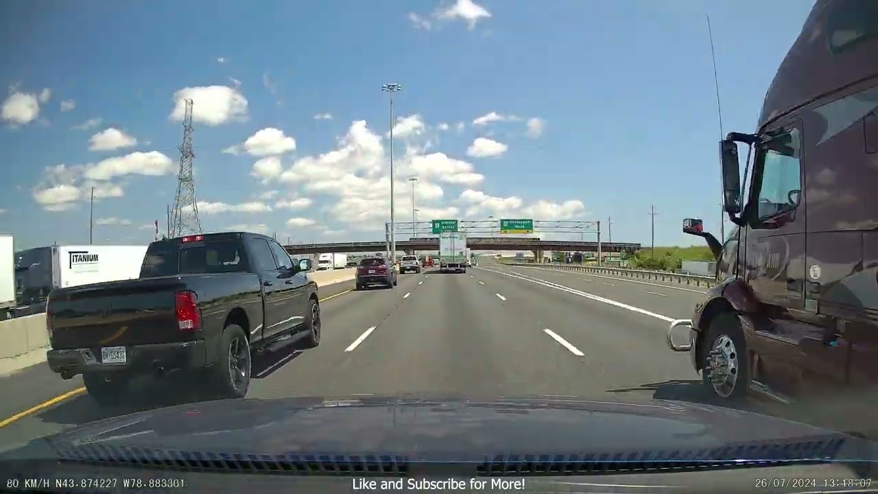 Toronto to Montreal via ON Highway 401, QC A-20, R-201, A-530, A-30, R-132, R-138, A-20, R-136