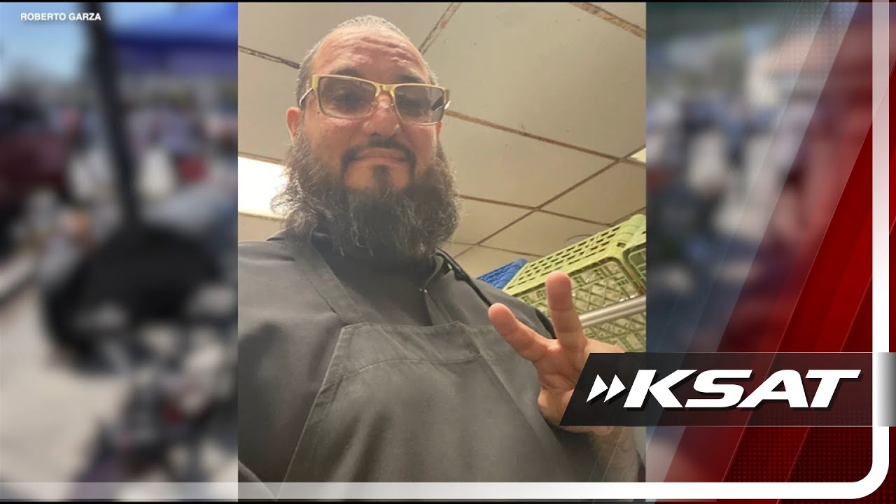 Спустя несколько часов после ареста жители города вышли на митинг в поддержку семьи жертвы, погиб...