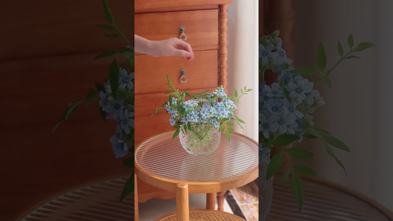 🌸stunning glass vase🌿🌷 link in the bio🌿✨ #flowervase #floralsupplies #glassvase
