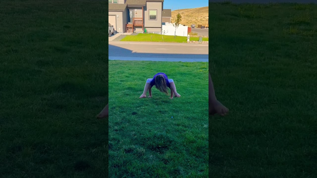 1st press handstand, I have been working I. This for weeks and finally got it! #shorts #gymnastics