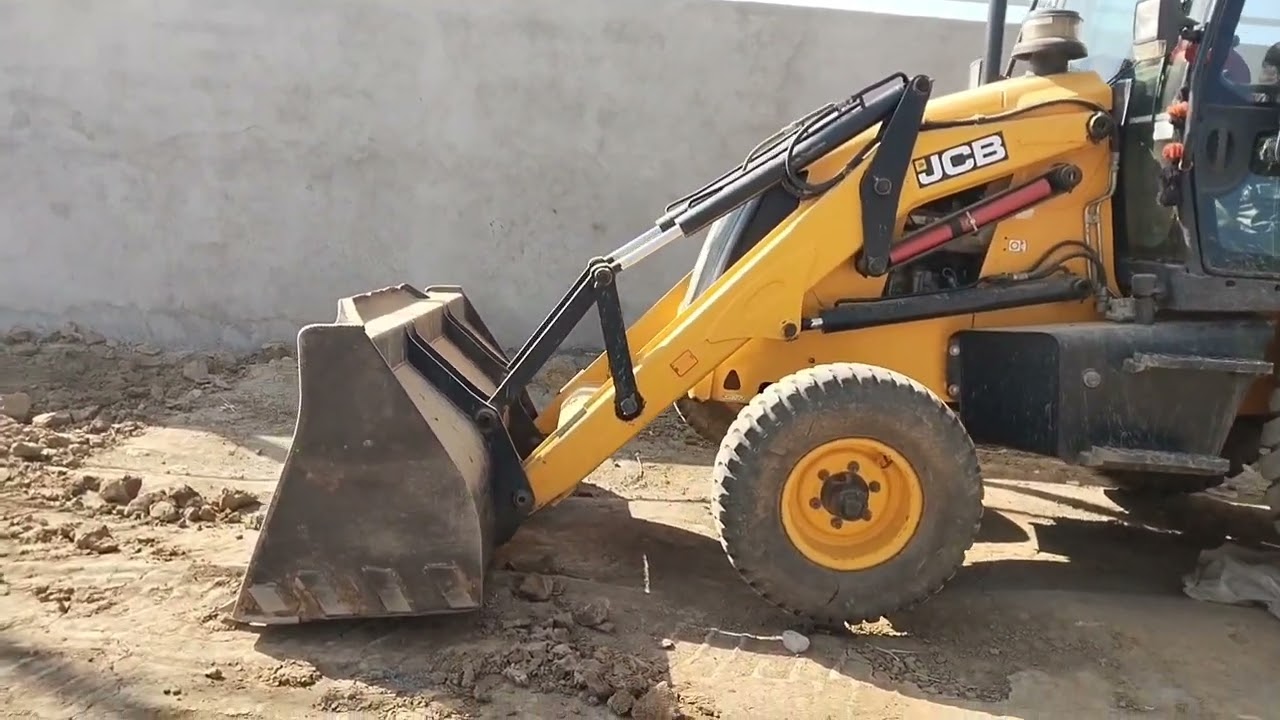 jcb mashine 3dx plus and Sonalika tractor mitti khudai and loding in Village video _#jcbvideo #jcb _