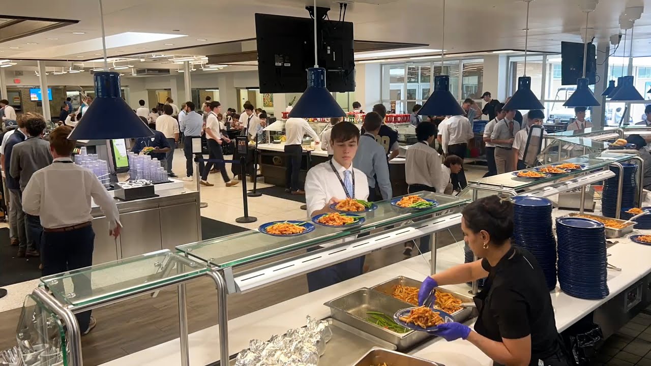 Foodservice Management for Schools | Timelapse of the Lunch Rush with Thomas Cuisine