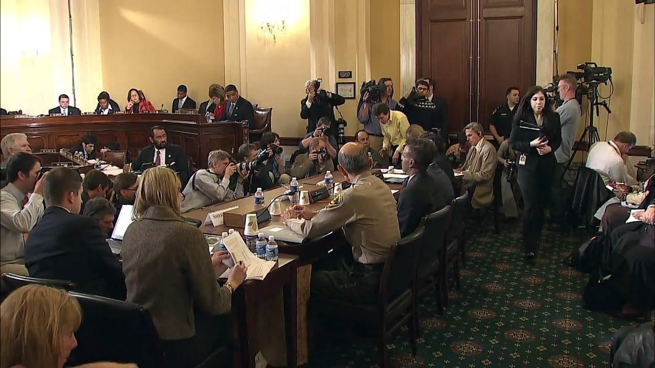 Hearing on Radicalization of U.S. Muslims Draws Praise, Ire