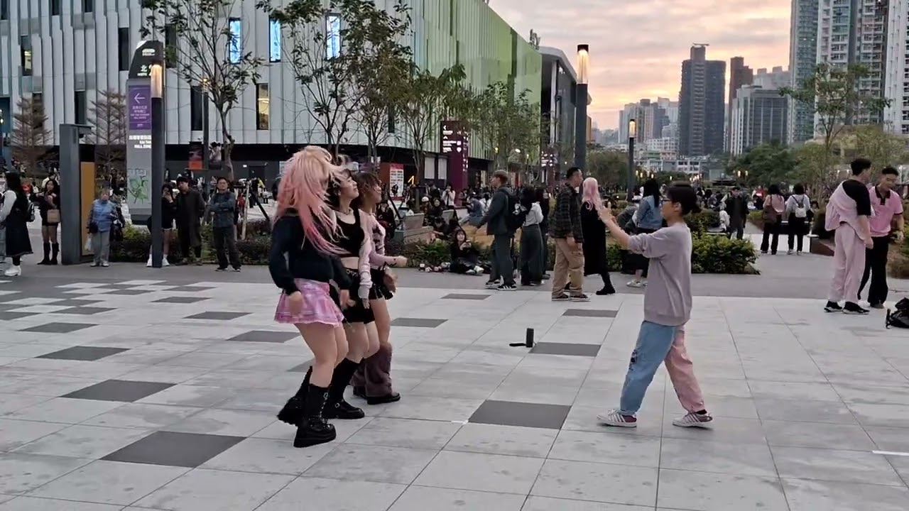 啟德體育園外圍一帶@BLACKPINK香港演唱會(第二場)啟德主場館 25/1/2026