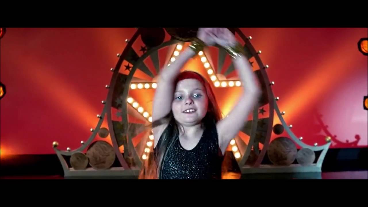 Pequena Miss Arregaçada