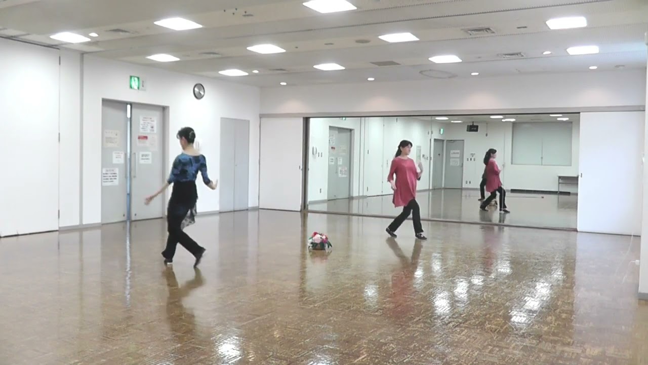 Ma Hayiti Ose Biladayich マハイティオセビラダイフ מה הייתי עושה בלעדייך  -Eran Biton (Circle Dance)